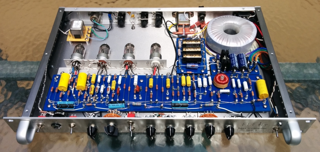 fleig bass preamplifier type a
              front 02