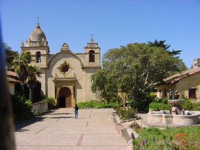 Mission San Carlos Borromeo del Rio Carmelo .