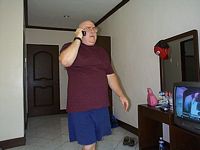 tn_1_me_uncle.JPG (200x150; 7382 bytes)