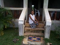 tn_4_mama.JPG (200x150; 9511 bytes)