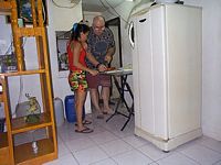 tn_elione3.JPG (200x150; 9554 bytes)