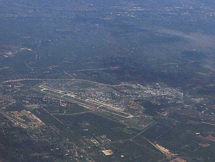 BaseAirView2.jpg (47000 bytes)