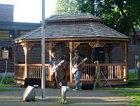 pictures/earlvilleMusic.jpg