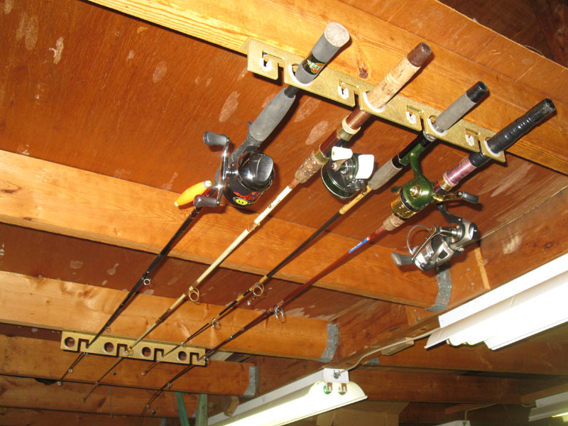 How to Build a Ceiling Rod Rack 