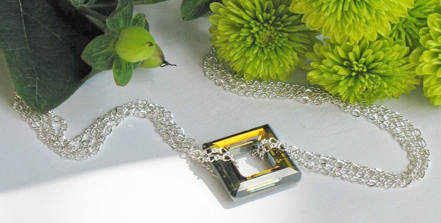 Image of Wear A Square! - Tobacco Necklace