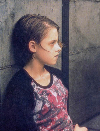 Kristen in a scene from "Panic Room"