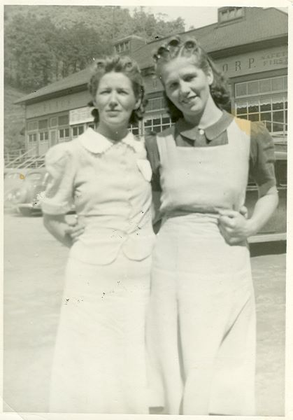../Images/ethel&agnes.jpg