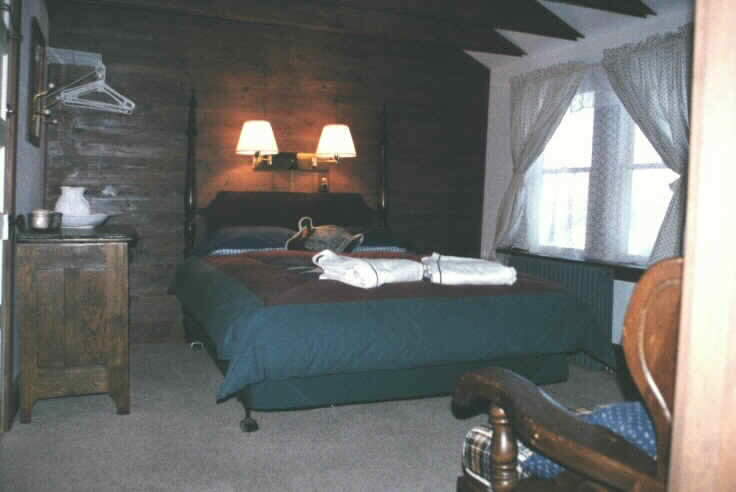 Deluxe room 8