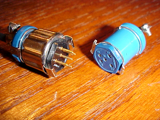 what kind of conector is this??? | ClassicBroncos.com Forum